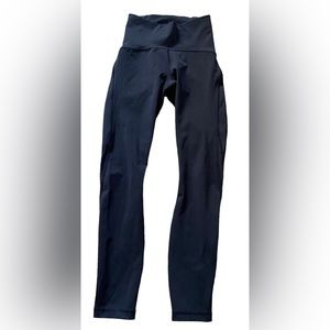 LULULEMON Train Times 7/8 Pant Black size 2 EUC Run Yoga Gym EUC High Rise 25"